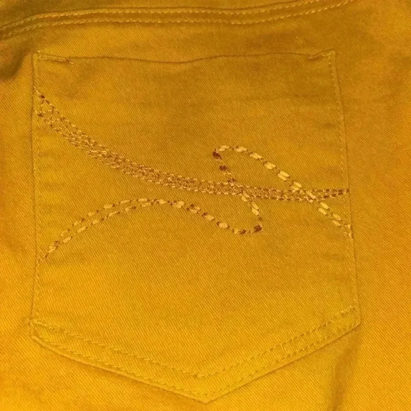 EUC dots jeans - Picture 6 of 7